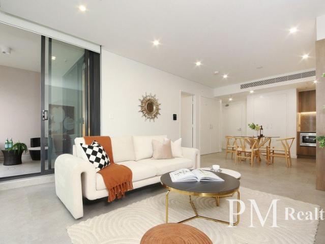 Stunningly Presented One Bedroom Apartment