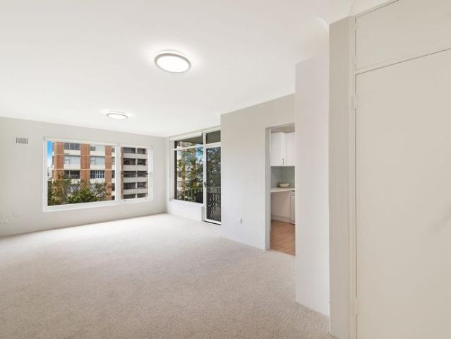 Stunningly renovated with Harbour Bridge views