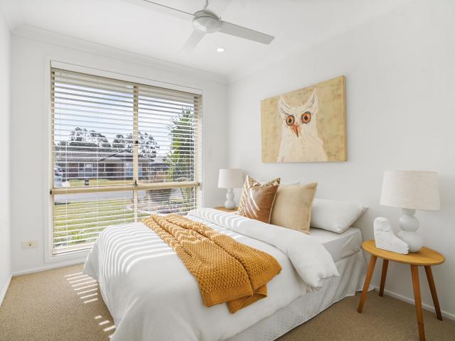 Stunningly Renovated Family Entertainer In Prime Location!