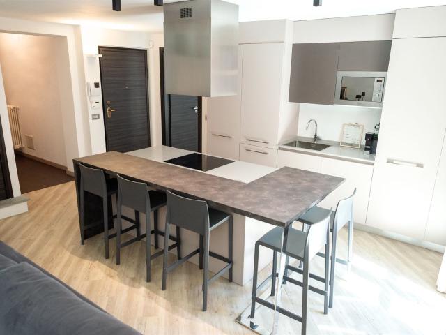 Stupenda casa moderna completamente arredata nel cuore di Ca. 110m² Canelli