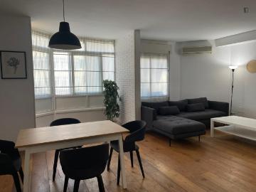 Stupendous 3 bedroom apartment in Gràcia