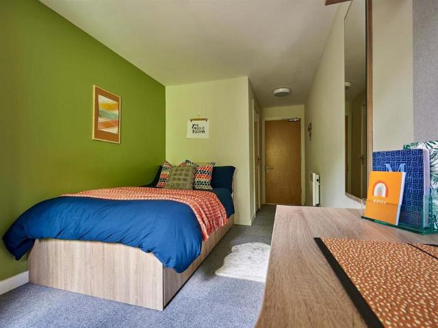 Sturge Close, Birmingham B29 1 bed in a flat share to rent £862 pcm £199 pw