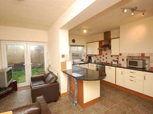 Sturry Road, Canterbury CT1, 4 bed property to rent, £1,600 pcm | PrimeLocation