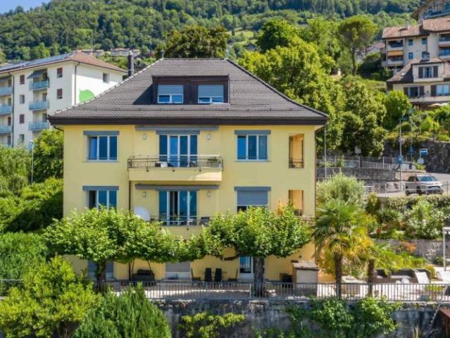STWEG Gebäude mit 4 Wohneinheiten in Montreux mit außergewöhnlicher Aussicht