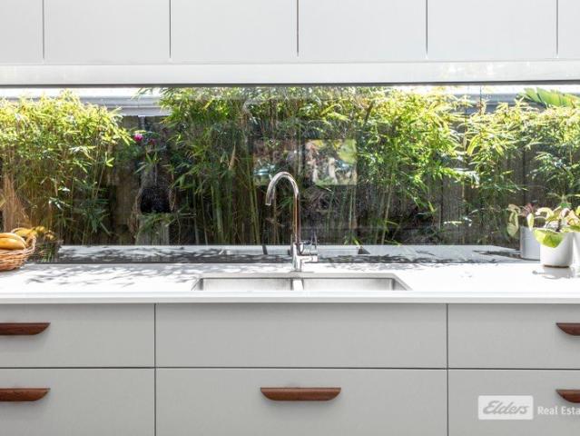 Style and Luxury with Self Contained Unit