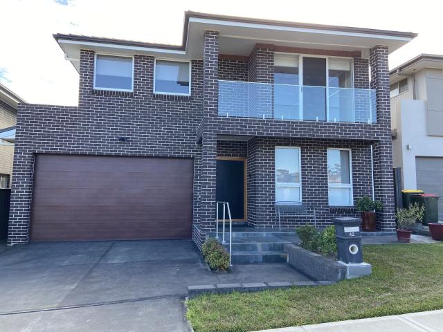 Style & Convenience in Schofields!
