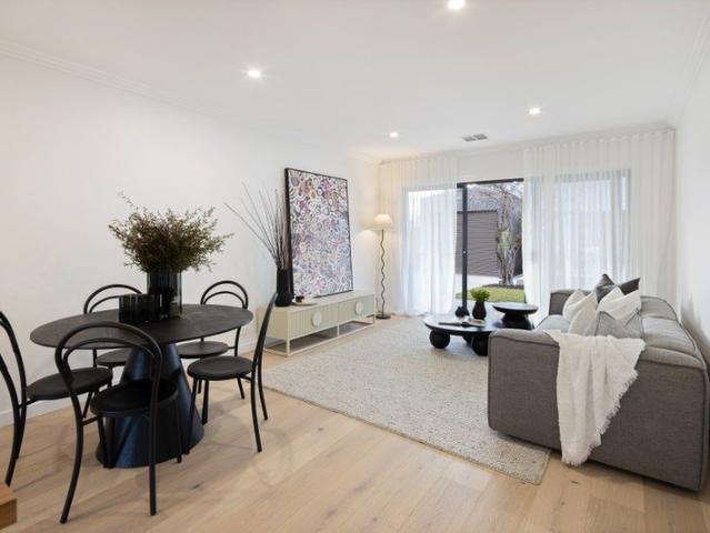 Style & Exceptional Flexibility at the Heart of City & Sea