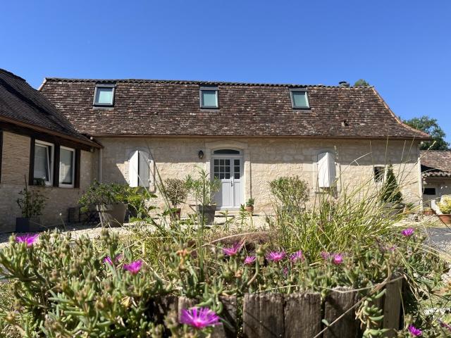 Style & Raffinement 180m² Issigeac