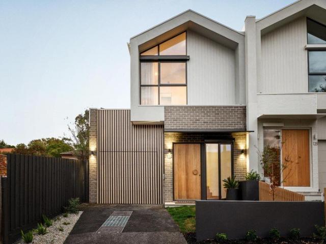 Style, space and substance in Eaglemont Access on Sherwood Lane