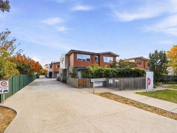 Style, Space, Sought After ! $630,000 $660,000 Bed 2 Bath 2 Car 2