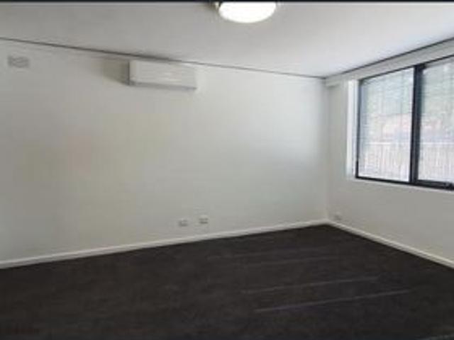 Stylis Ground Floor Apartment in the Heart of Elwood