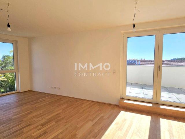 Stylische, großzügige 2 Zimmer Dachgeschoss Wohnung mit 23 m2 Südterrasse Provisionsfrei!