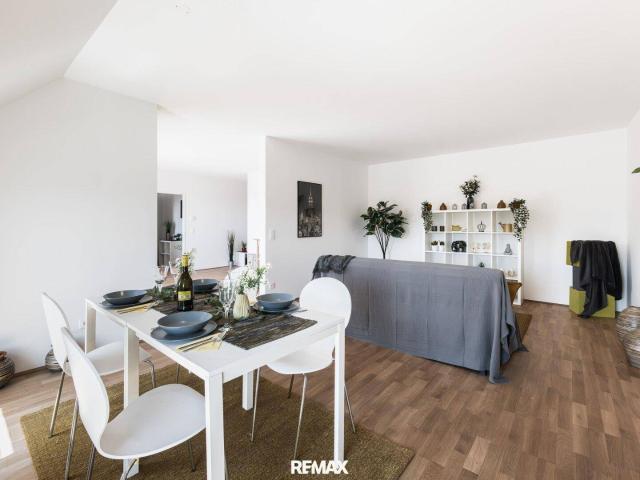 Stylische Dachgeschosswohnung in Top Lage – PROVISIONSFREI!