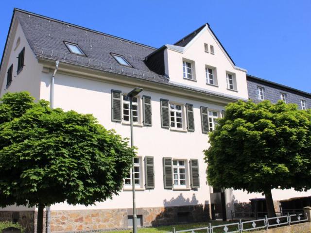 Stylische Dachgeschosswohnung in denkmalgeschütztem Gebäude