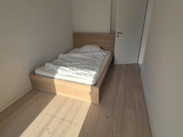 Stylisches Reihenhaus mit 4 Zimmer in Ruhelage, Carport und Stellplatz im Freien