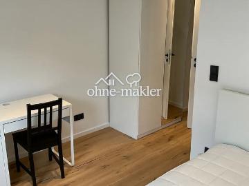 Stylisches Zimmer in moderner Frauen WG in Nürnberg
