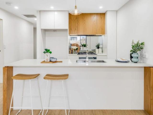 Stylish mid floor apartment at 'The Croft', Beecroft Public zoned