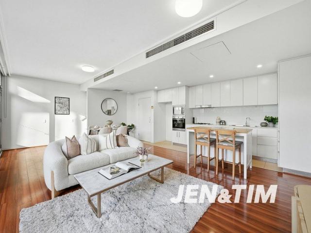 Stylish Mirvac Apartment | Dual Entry | Spacious Courtyard Living