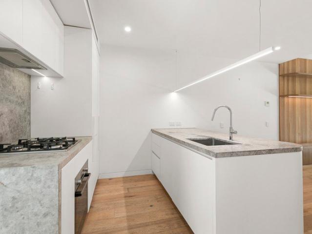 Stylish Modern Townhouse in Ideal Location