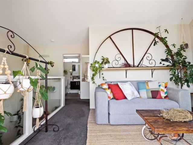 Stylish Modern Townhouse in Prime Central Location