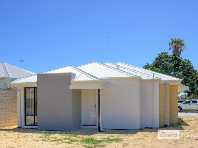 STYLISH & MODERN UNIT