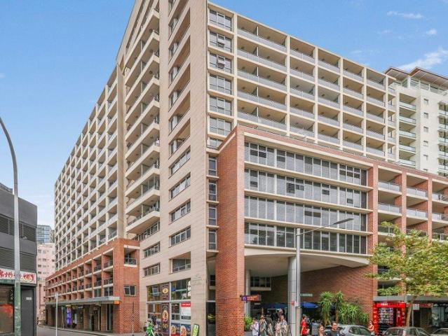 Stylish Modern Apartment, Great Investment or Perfect City Home