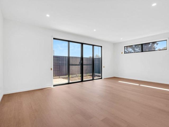 Stylish Modern Brand New Convenient Living