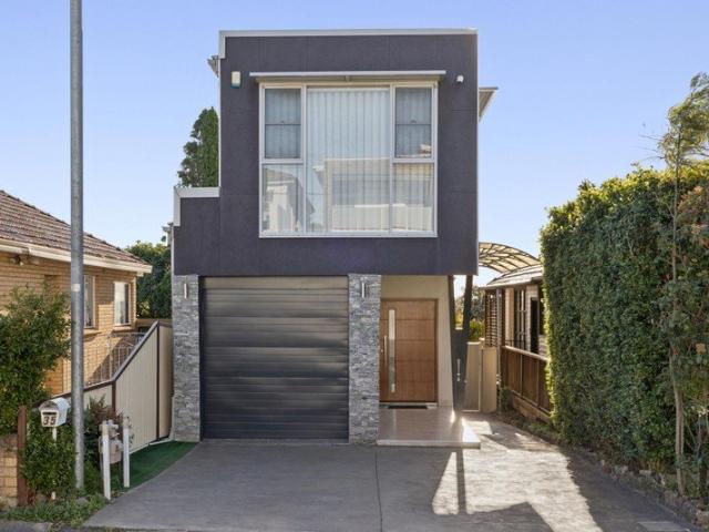 Stylish modern family home in a coveted pocket