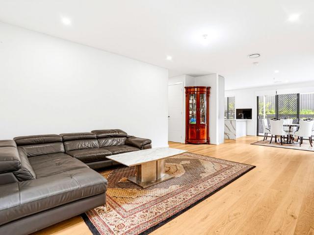 STYLISH MODERN FAMILY HOME IN A PRIME ROUSE HILL LOCATION