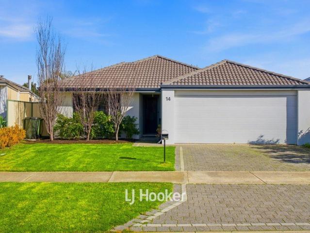 Stylish Modern Home with Theatre Room in Yalyalup
