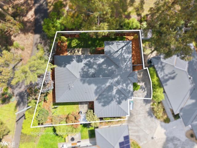 Stylish, Modern Level Living in Margate