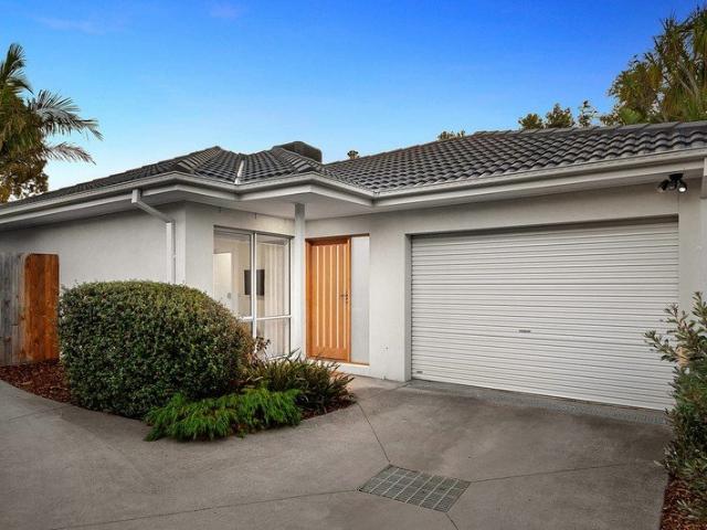 Stylish & Modern Living in a Prime Location!