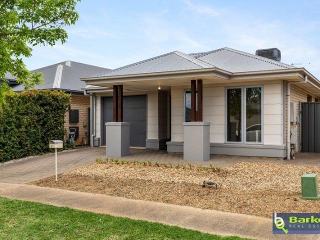 Stylish Modern Living with Space, Comfort & Convenience