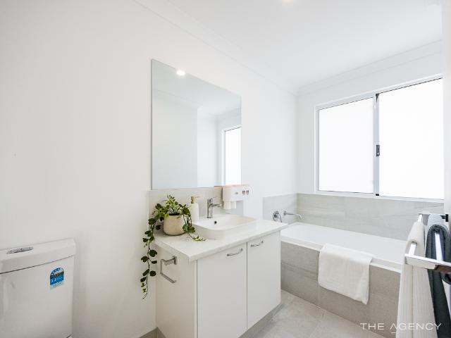 Stylish, Modern & Perfectly Positioned