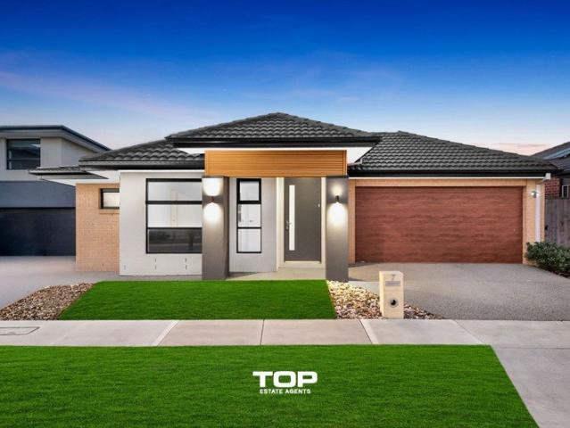 Stylish, Move In Ready Home Offering Modern Comfort & Exceptional Value