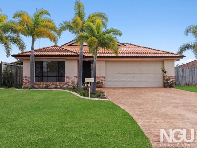 Stylish, Move In Ready Living in the Highly Sought After Cunningham Rise Estate