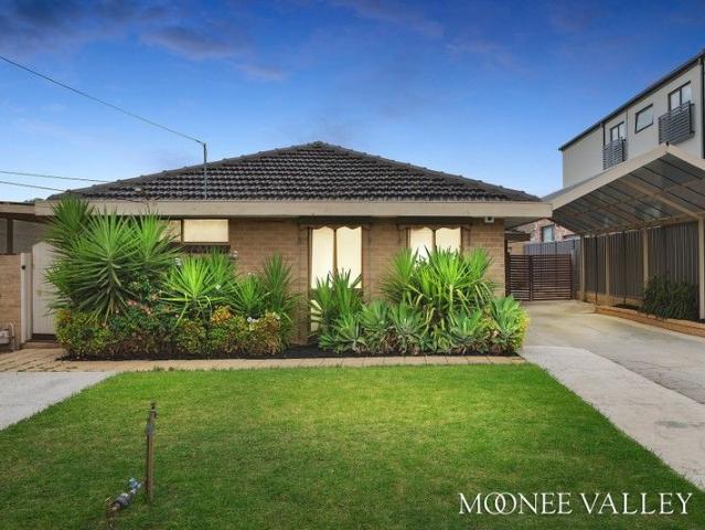 STYLISH FAMILY HOME PREMIUM POCKET!