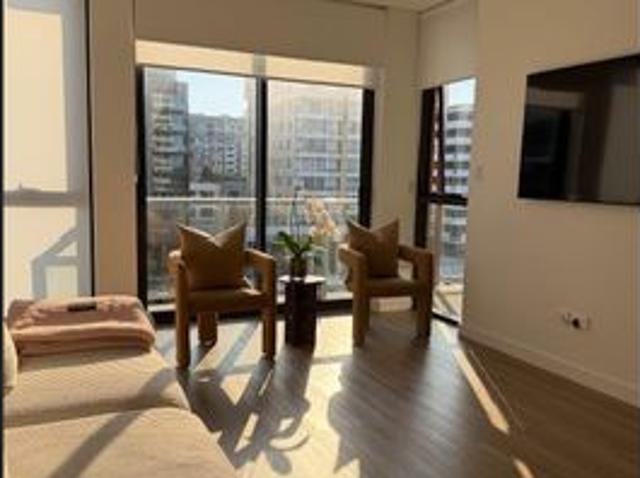 Stylish Near New Apartment in the Heart of Wollongong