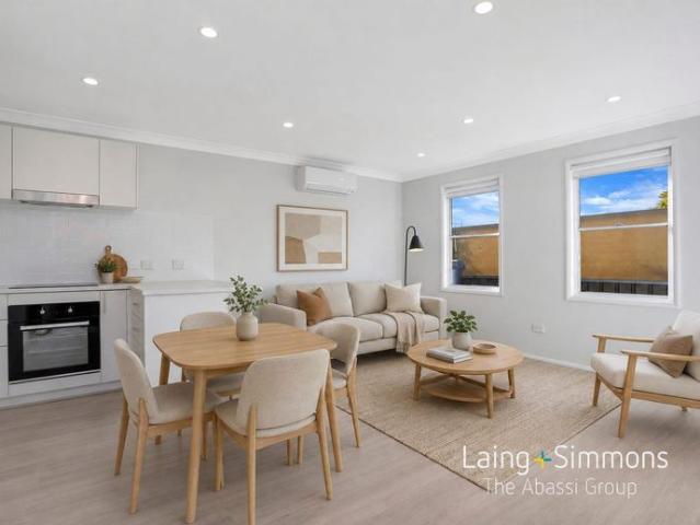 Stylish Near New Granny Flat in the Heart of Cambridge Park!