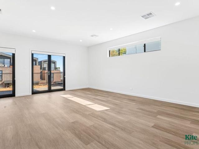 Stylish Near New Home in Leafy Woodforde