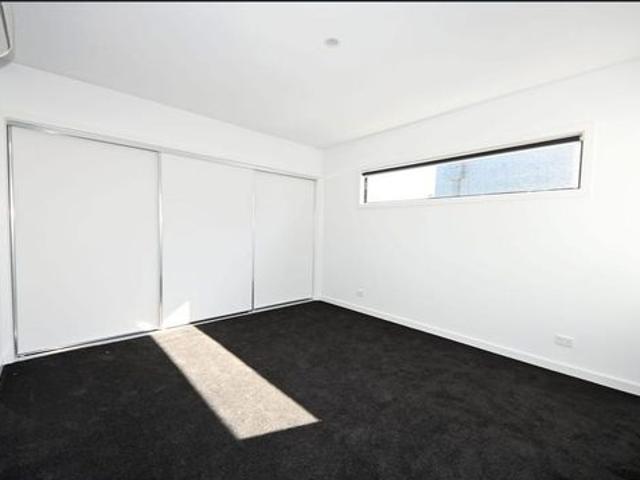 Stylish Near New Home in Prime Cranbourne Location
