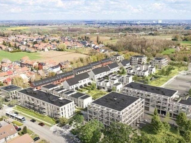 Stylish new build apartment with 2 bedrooms, spacious ter.