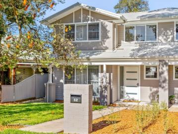 Stylish New Living in a Tightly Held Glenbrook Pocket