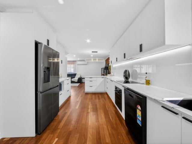 Stylish Newly Renovated Duplex in Prime Dianella Location