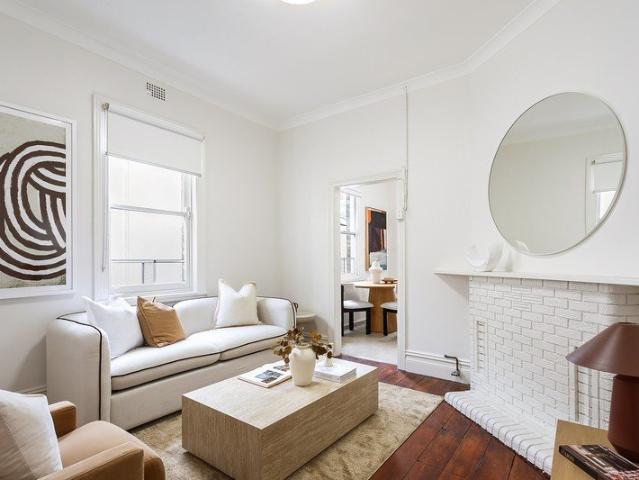 Stylish north east facing home in a cherished cul de sac