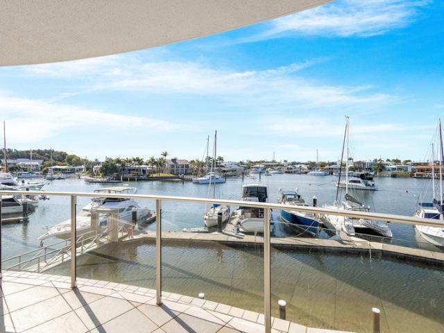 Stylish North facing Waterfront Living