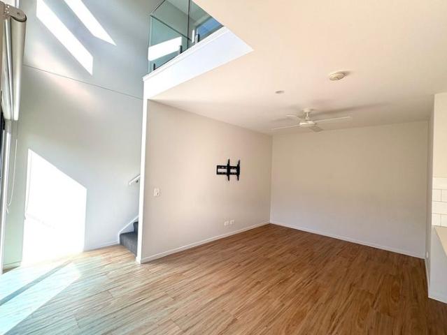 Stylish North Facing Home Overlooking the Park – Sunshine Cove