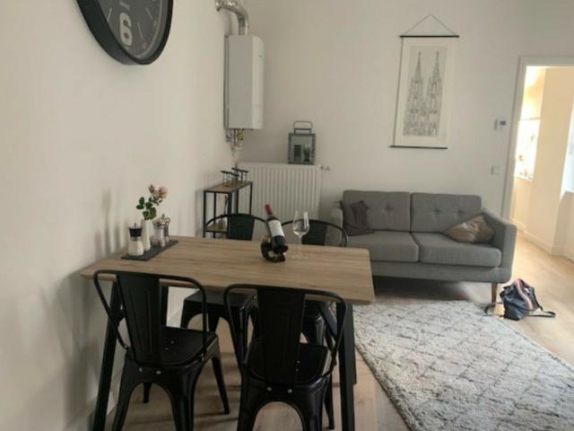 Stylish old building apartment in the Belgian Quarter