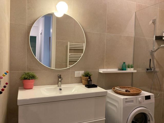 Stylish old building, central location, freshly renovated, Vienna Amsterdam Apartments for Rent