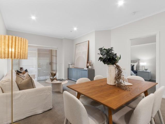 Stylish one bed ground floor apartment with outdoor space